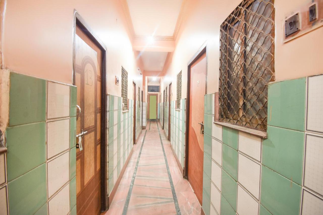 Spot On 70605 Taj Guest House Calcuta Exterior foto